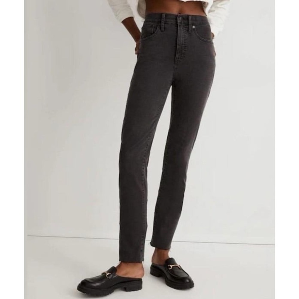 Madewell Stovepipe‎ Jeans Womens 28 Black High Rise Raw Hem Ankle Denim Stretch